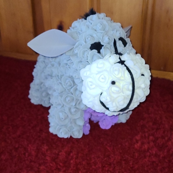 FOREVER ROSES HANDMADE FLOWER EEYORE DONKEY - Picture 3 of 9